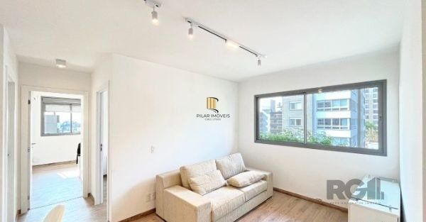 Apartamento no bairro Auxiliadora de 2 dormitórios vaga e infra