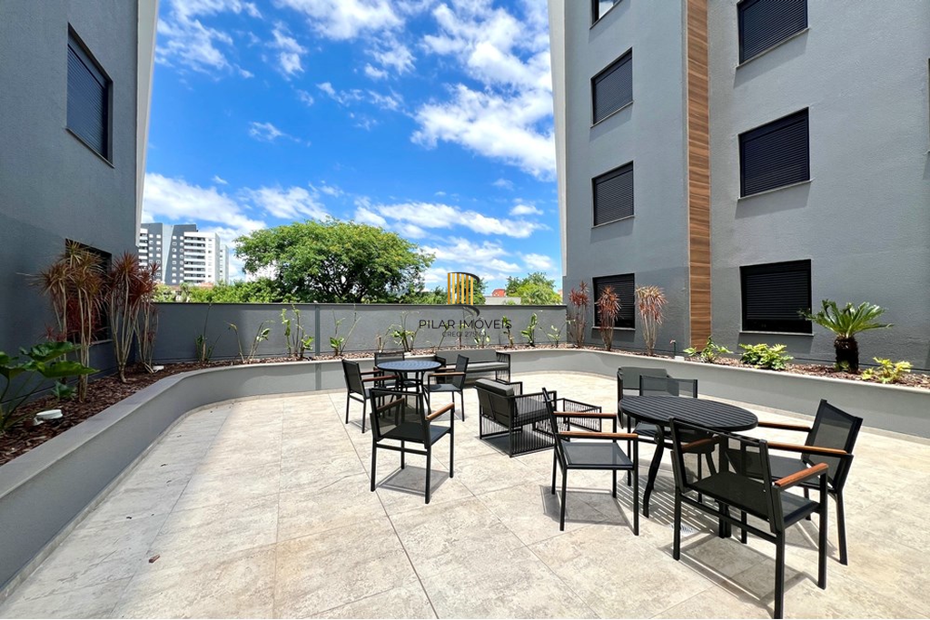 Apartamento de 2 dormitórios e vaga semi mobiliado em Canoas