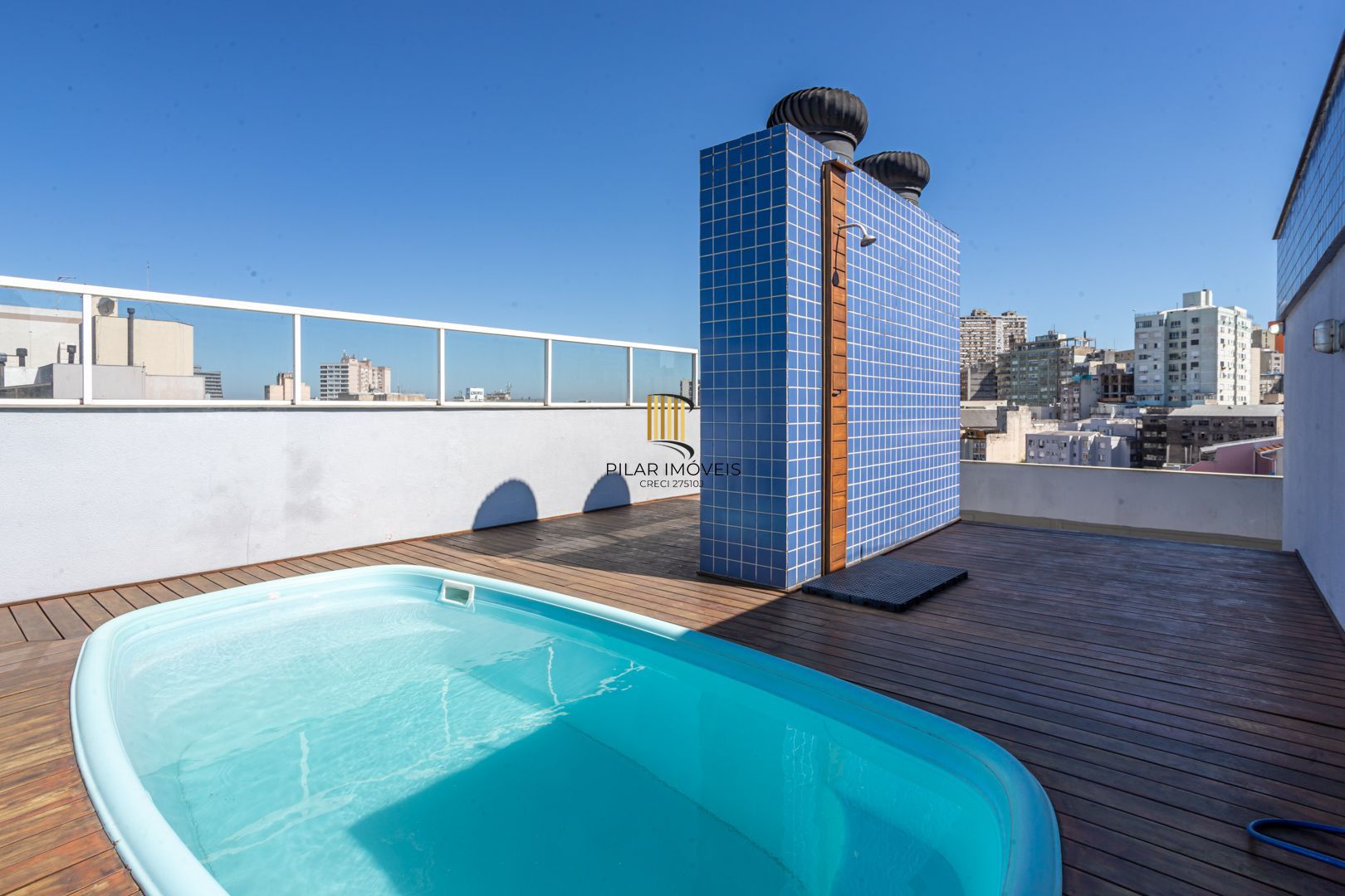 Apartamento na Cidade Baixa de 2 dormitórios e vaga