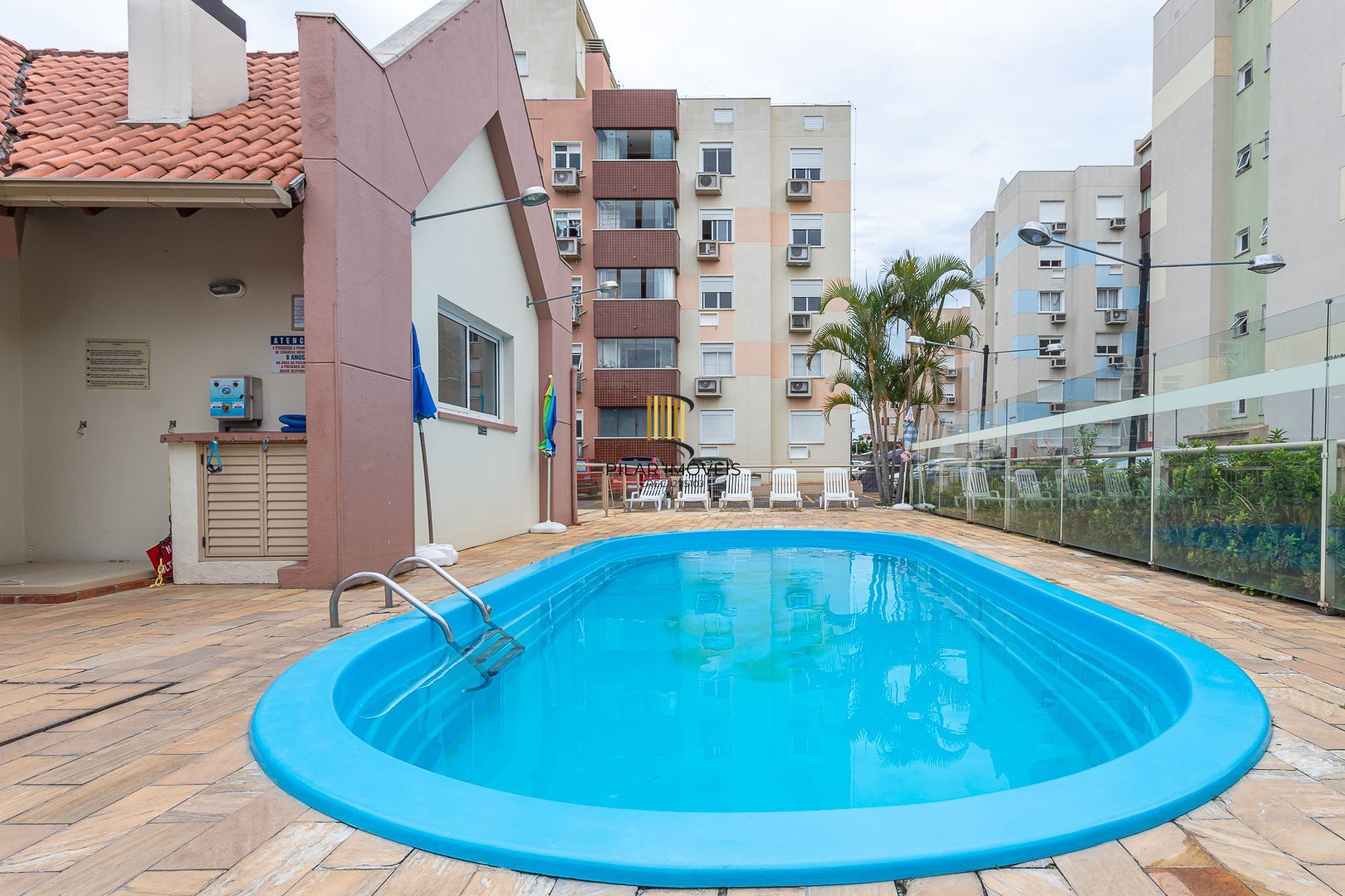 Apartamento de 2 dormitórios, vaga e infra