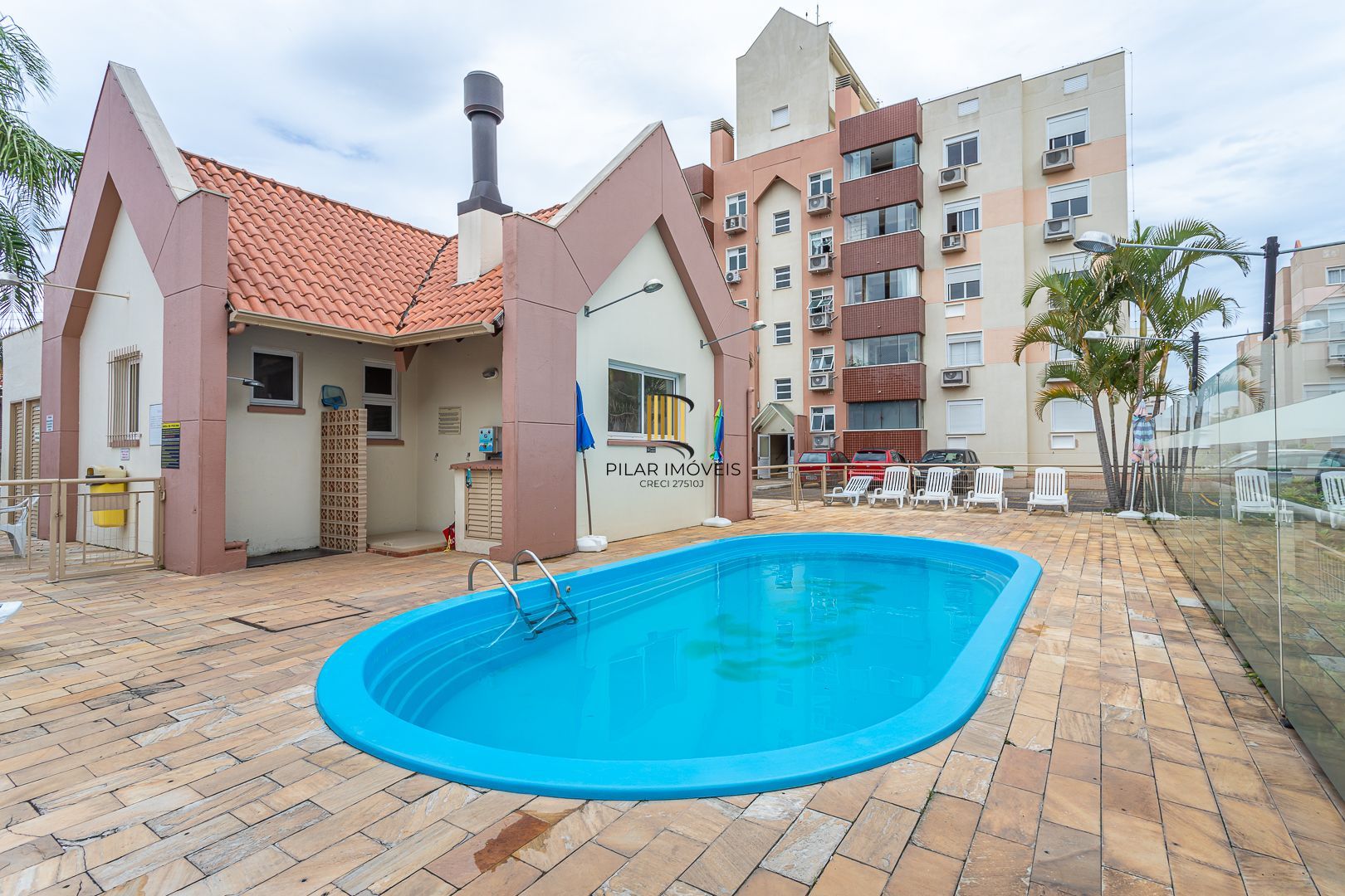 Apartamento de 2 dormitórios, vaga e infra