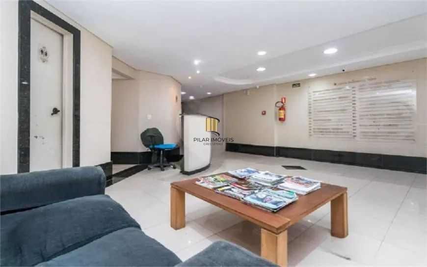 Sala comercial no bairro Petrópolis mobiliada