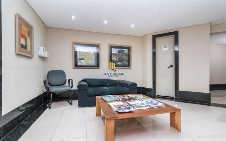 Sala comercial no bairro Petrópolis mobiliada