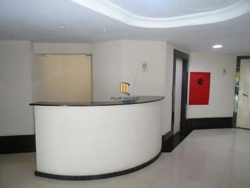 Sala comercial no bairro Petrópolis mobiliada