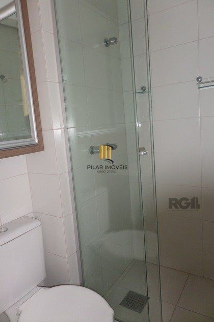 Apartamento no Menino Deus de 2 dormitórios e vaga