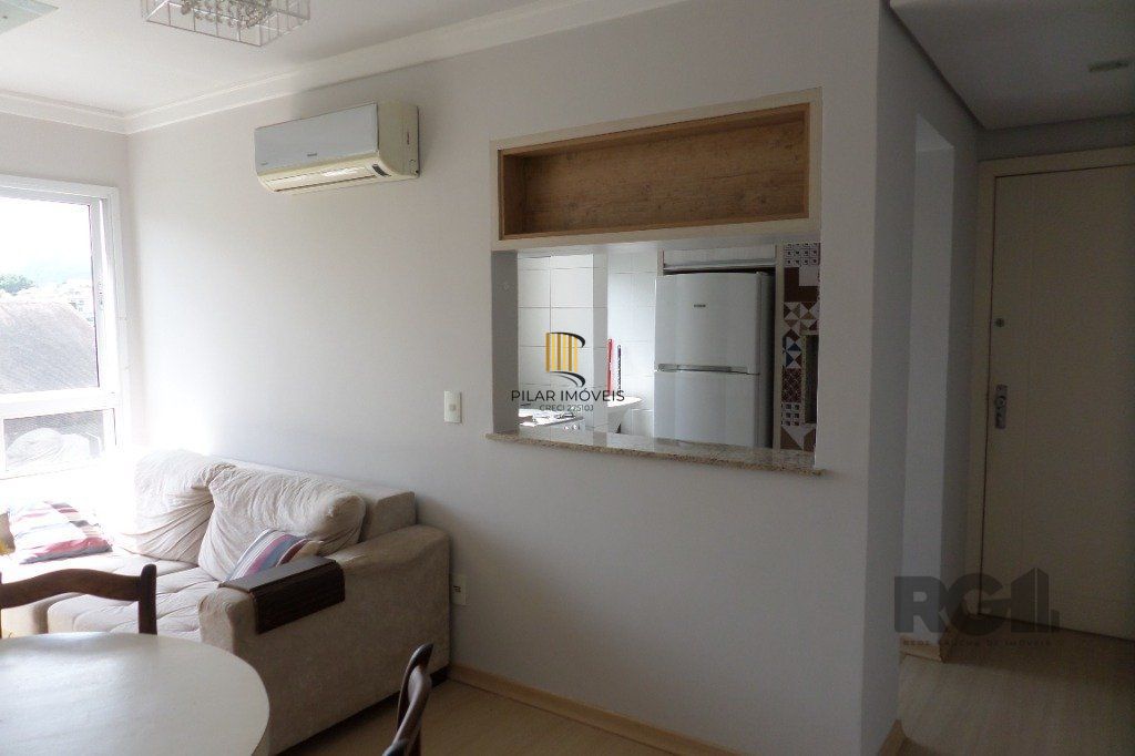 Apartamento no Menino Deus de 2 dormitórios e vaga