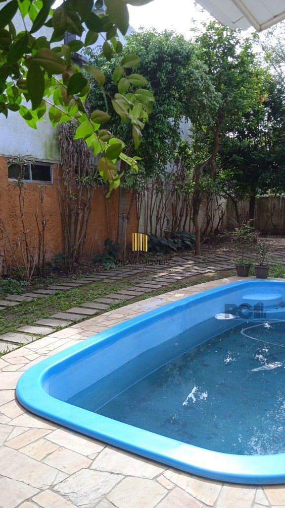 Casa comercial de 252m² de área privativa - Pilar Imóveis