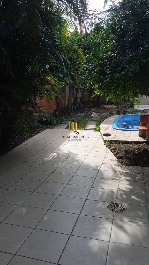 Casa comercial de 252m² de área privativa