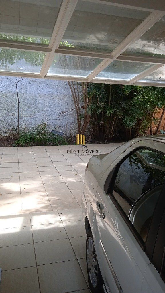 Casa comercial de 252m² de área privativa