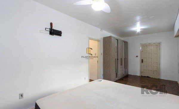 Casa no bairro Cavalhada de 3 dormitórios e 2 vagas