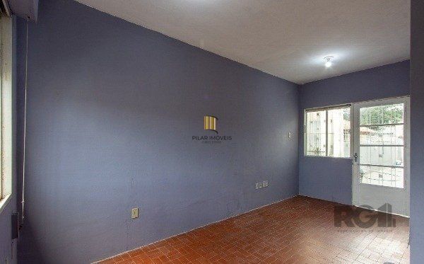 Casa no bairro Cavalhada de 3 dormitórios e 2 vagas