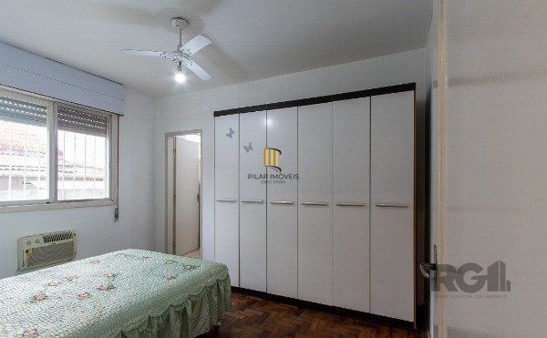 Casa no bairro Cavalhada de 3 dormitórios e 2 vagas