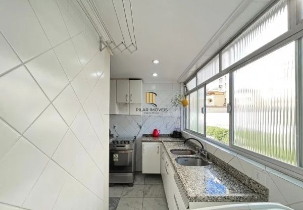 Apartamento no bairro Santa Tereza de 3 dormitórios e infra