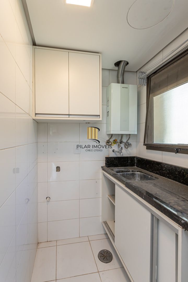 Apartamento no bairro Mont Serrat de 2 suítes e 2 vagas DESOCUPADO