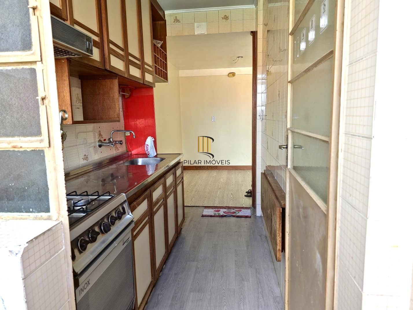 Apartamento no Passo D'areia de 1 dormitório e vaga DESOCUPADO