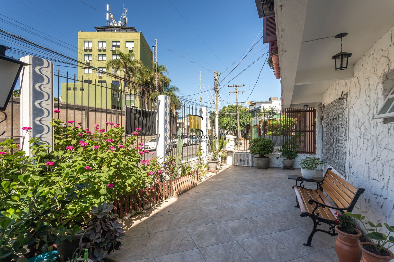 Apartamento 2 dormitórios no bairro Passo da Areia
