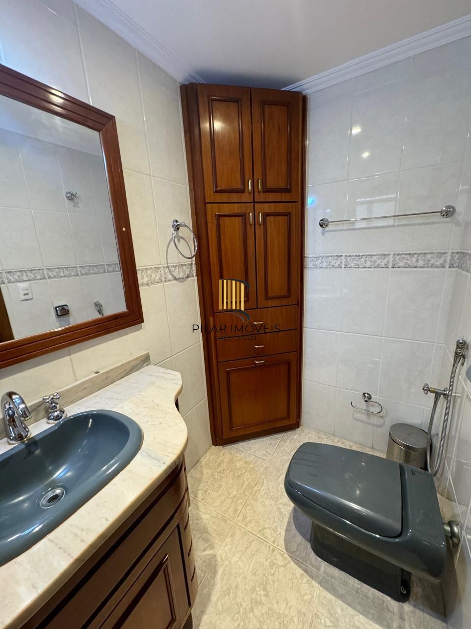 Apartamento 3 dormitórios no bairro Petrópolis