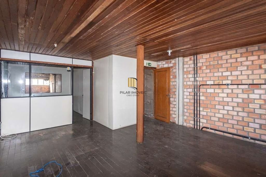 Galpão 2 dormitórios no bairro Navegantes