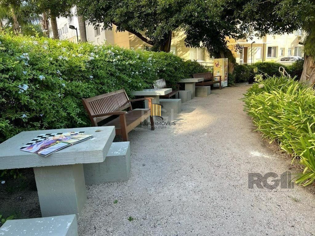 Apartamento no bairro Cristal de 3 dormitórios vaga e infra DESOCUPADO