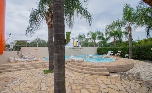 Casa condomínio no Humaitá de 3 dormitórios e vaga DESOCUPADA