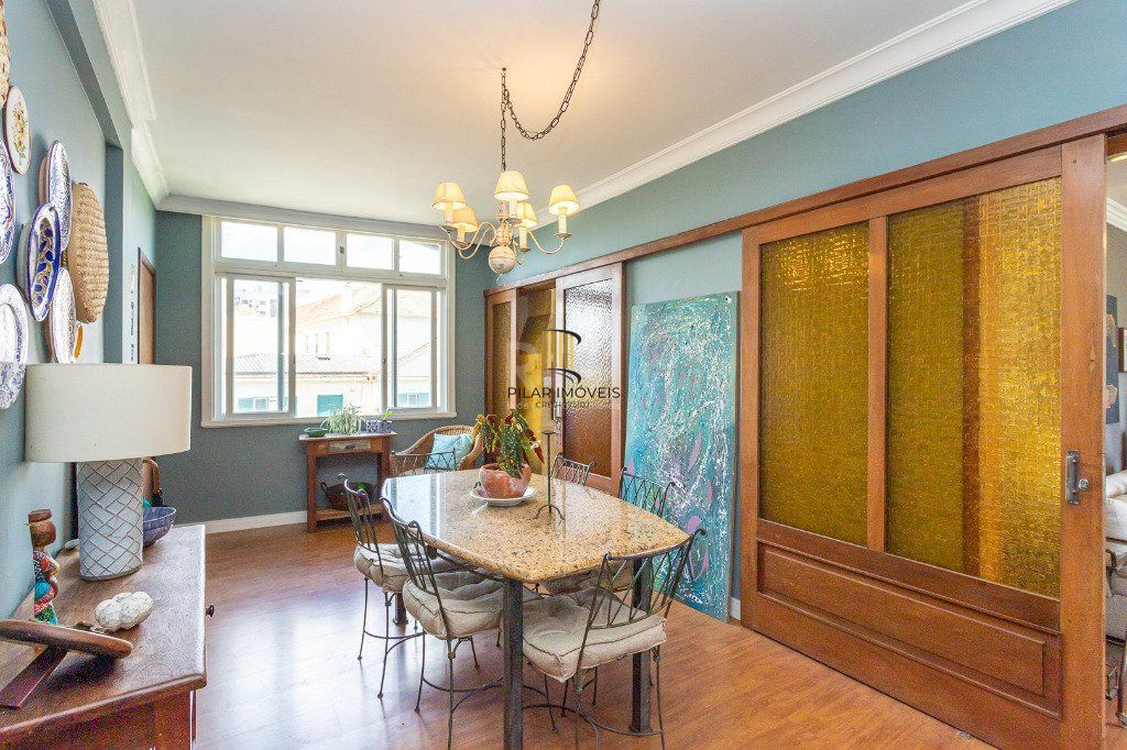 Apartamento no Rio Branco de 4 dormitórios e vaga