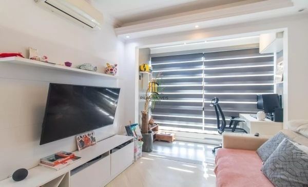 Apartamento no Cristal de 2 dormitórios