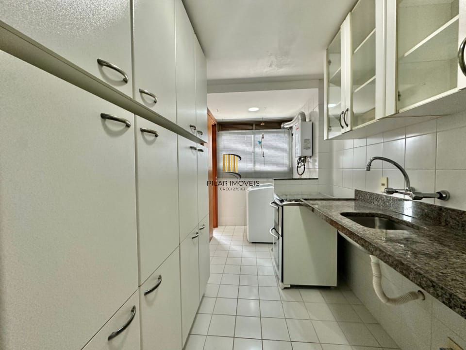 Apartamento 3 dormitórios no bairro Menino Deus