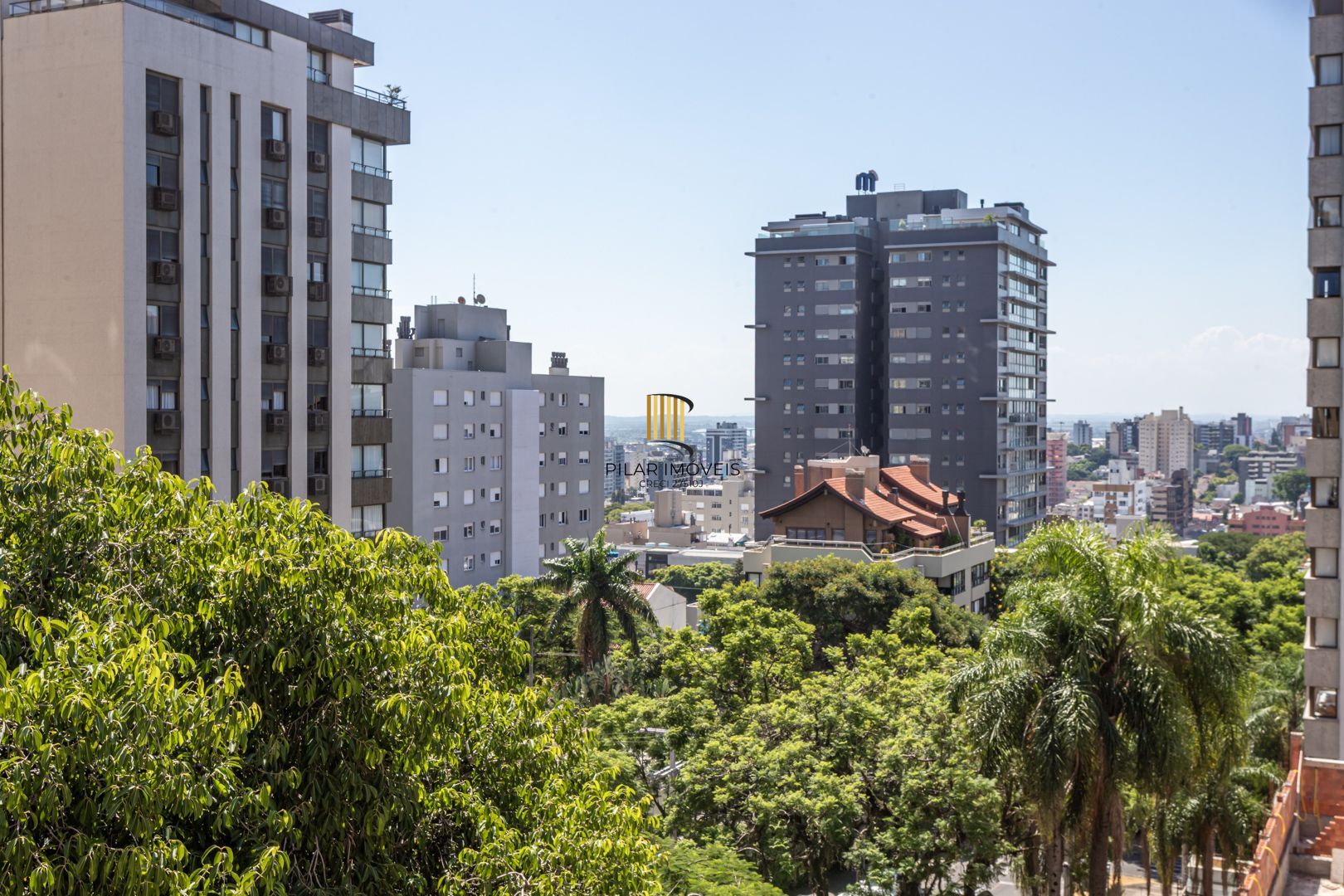 Apartamento no bairro Mont Serrat de 2 suítes e 2 vagas DESOCUPADO