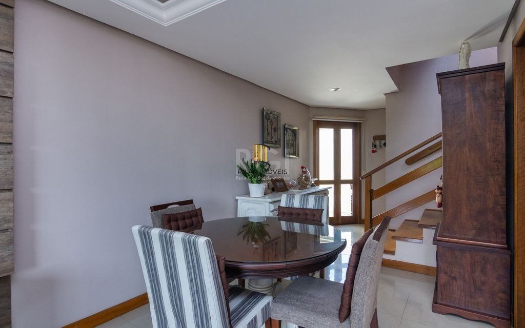 Casa Condominio de 3 dormitórios 3 vagas - Nonoai