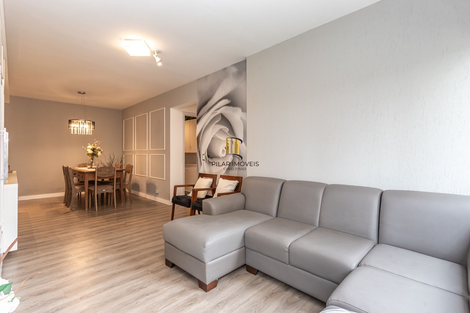 Apartamento 3 dormitórios no bairro Vila Ipiranga