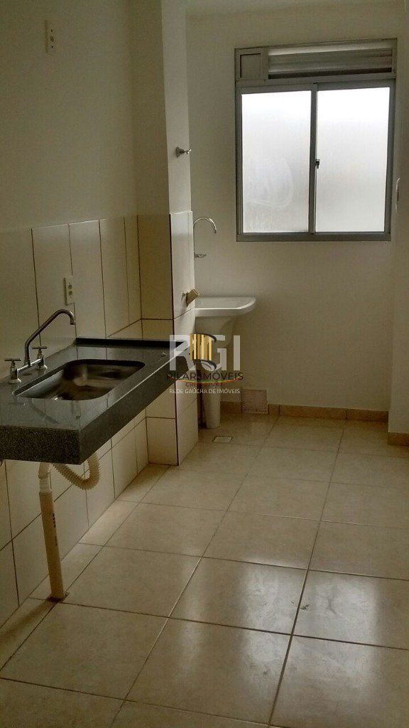 Apartamento no Cond Porto Cruzeiro de 2 dormitórios, 1 vaga Desocupado