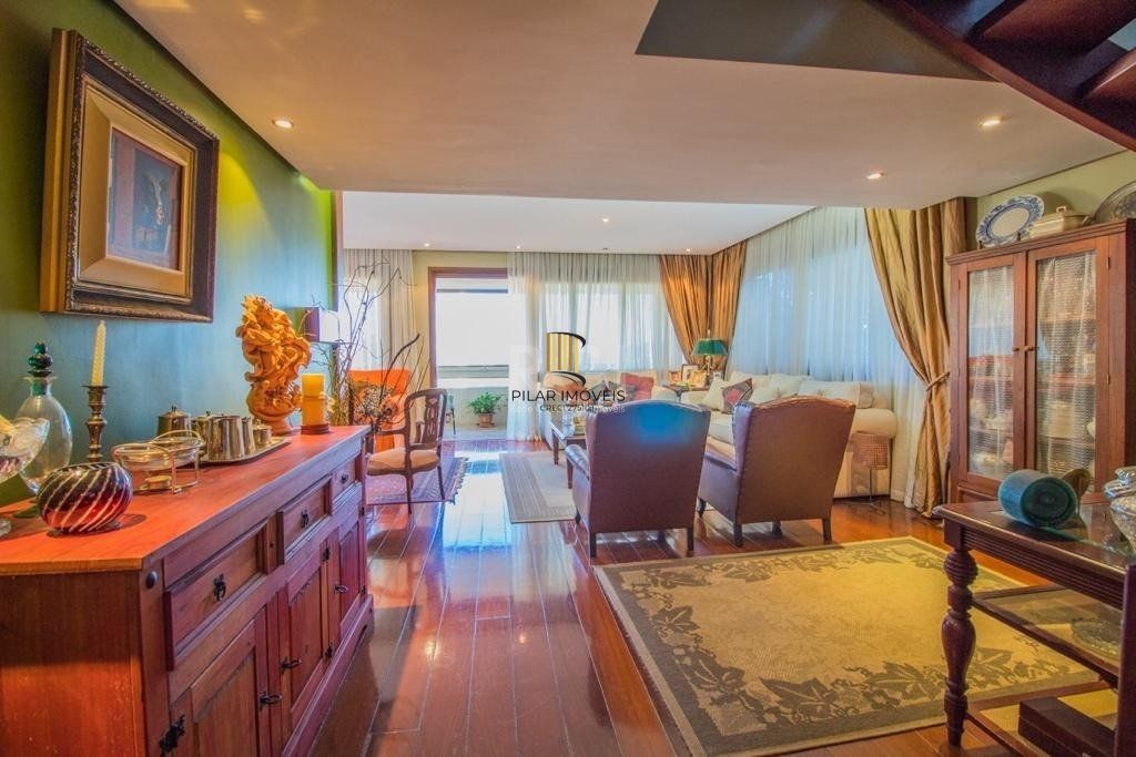 Apartamento duplex em Petropolis