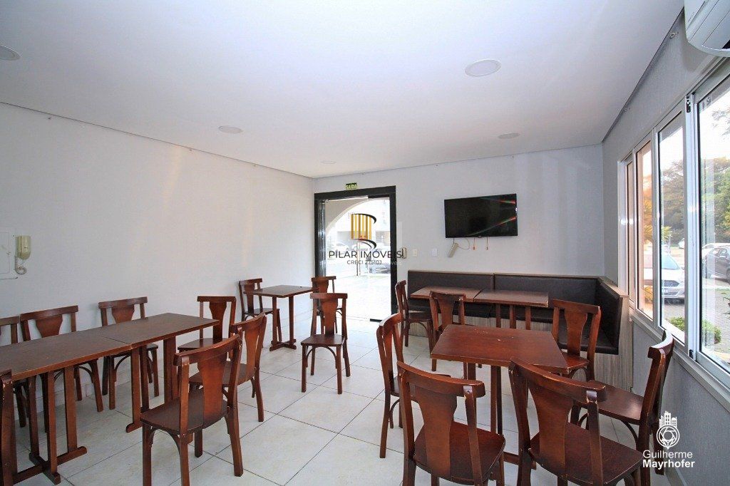 Apartamento no Cristal de 2 dormitórios vaga e infra