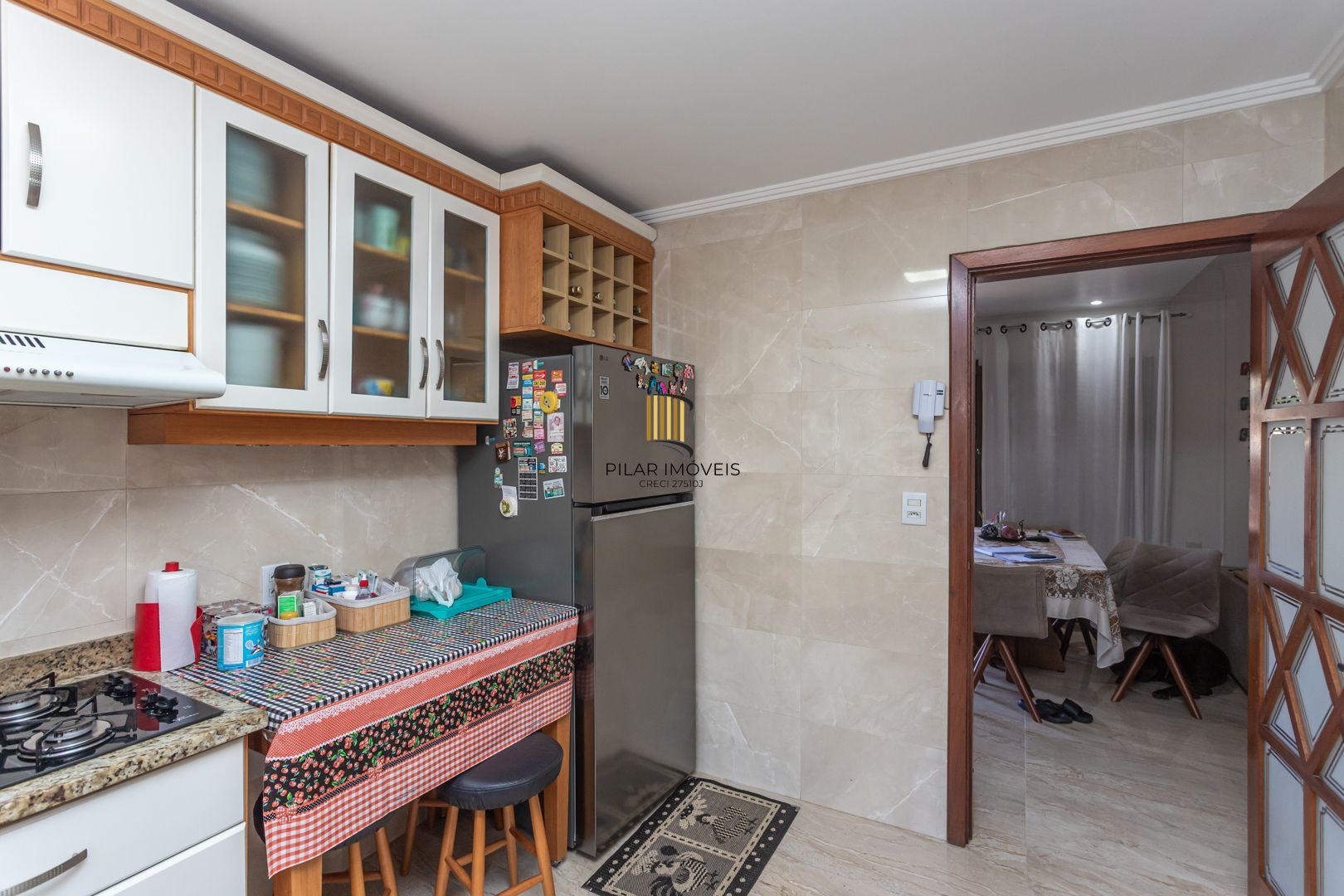 Casa 3 dormitórios no bairro Camaquã