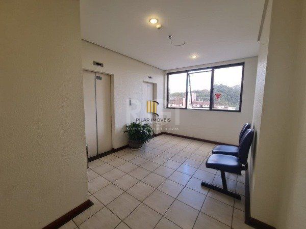 Conjunto / Sala comercial no Menino Deus