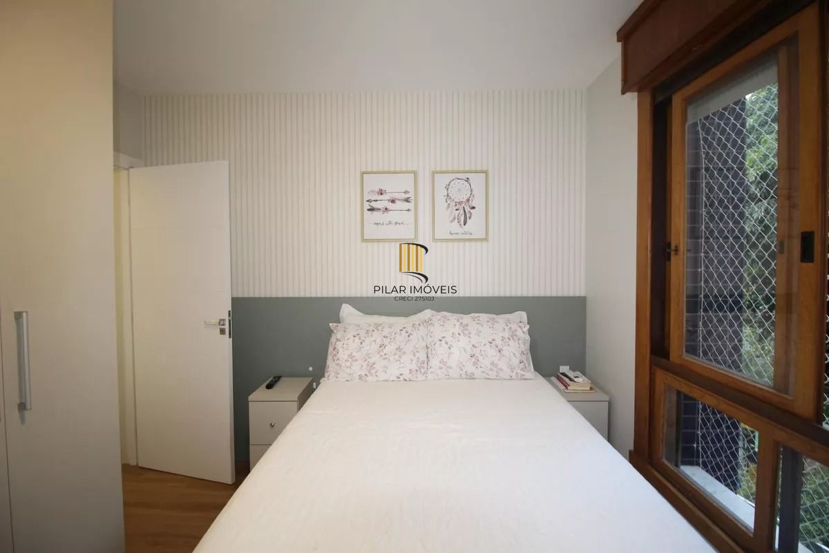 Belo Apartamento, 2 Dormitórios, Semi mobiliado, 1 Banheiro, churrasqueira, 1 Vaga Escriturada, próximo Encol, Petrópolis, Poa/ Rs.