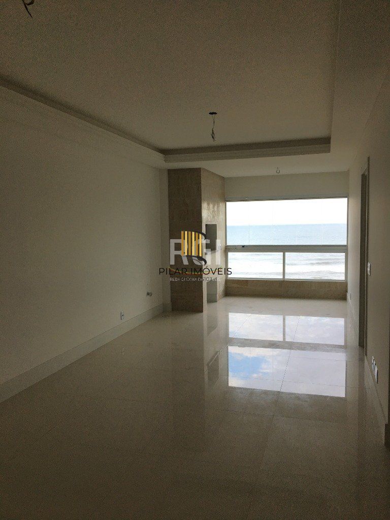 Apartamento para Venda - 83.37m², 3 dormitórios, sendo 2 suites, 2 vagas - Centro