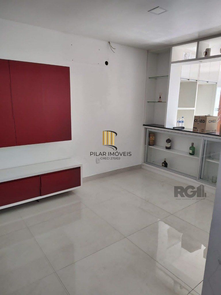 Casa sobrado no Verdes Campos de 3 dormitórios e 4 vagas