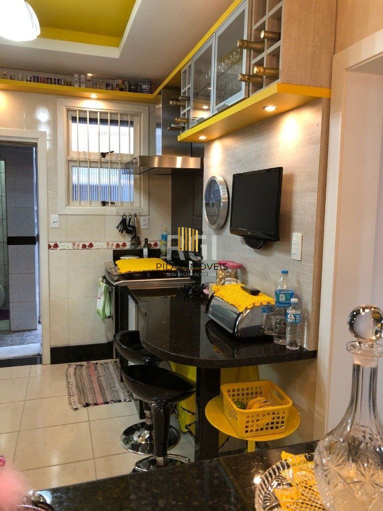 Apartamento para Venda - 80m², 2 dormitórios, 1 vaga - Menino Deus