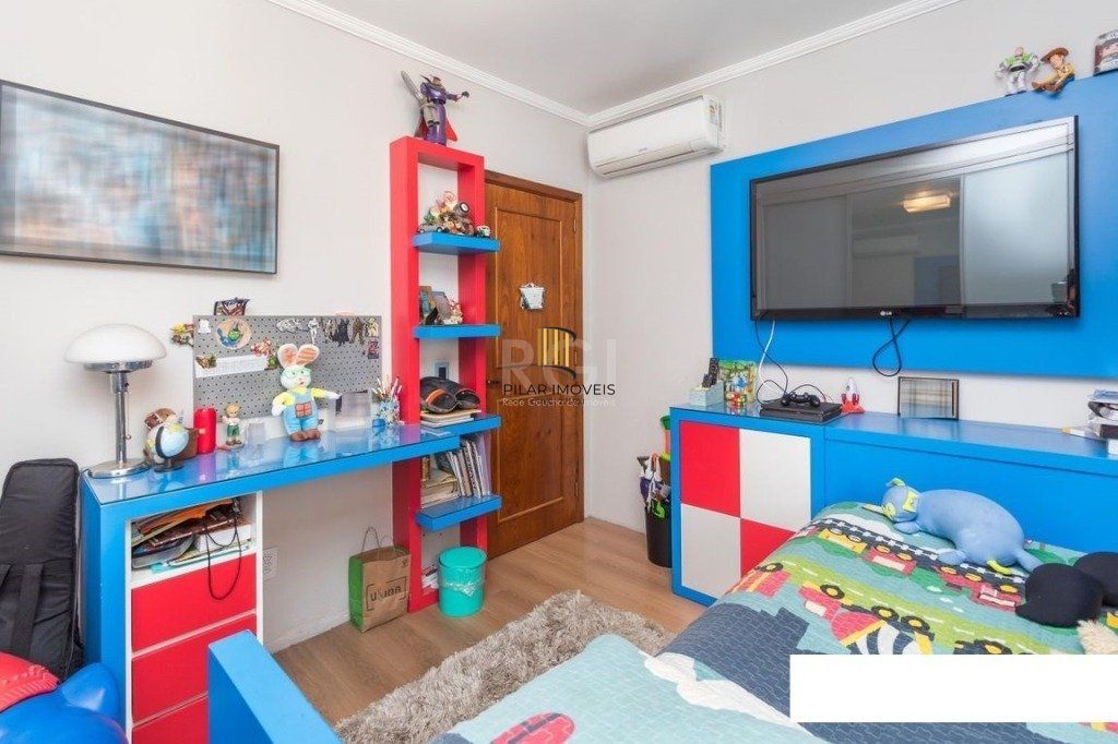 Casa Condominio para Venda - 240.5m², 3 dormitórios, sendo 1 suites, 3 vagas - Ipanema