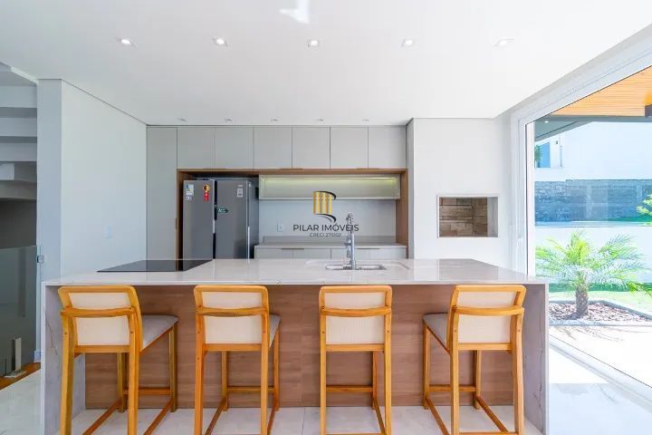 Casa de Condomínio 3 dormitórios no bairro Centro