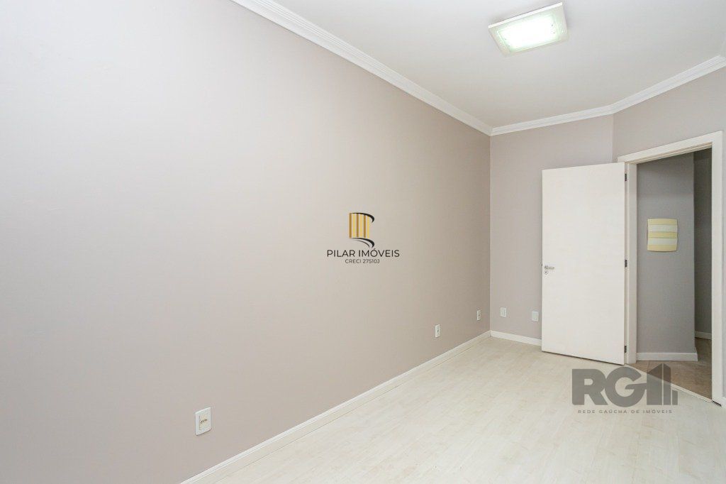 Casa sobrado no Sarandi Ecoville de 3 dormitórios e 3 vagas