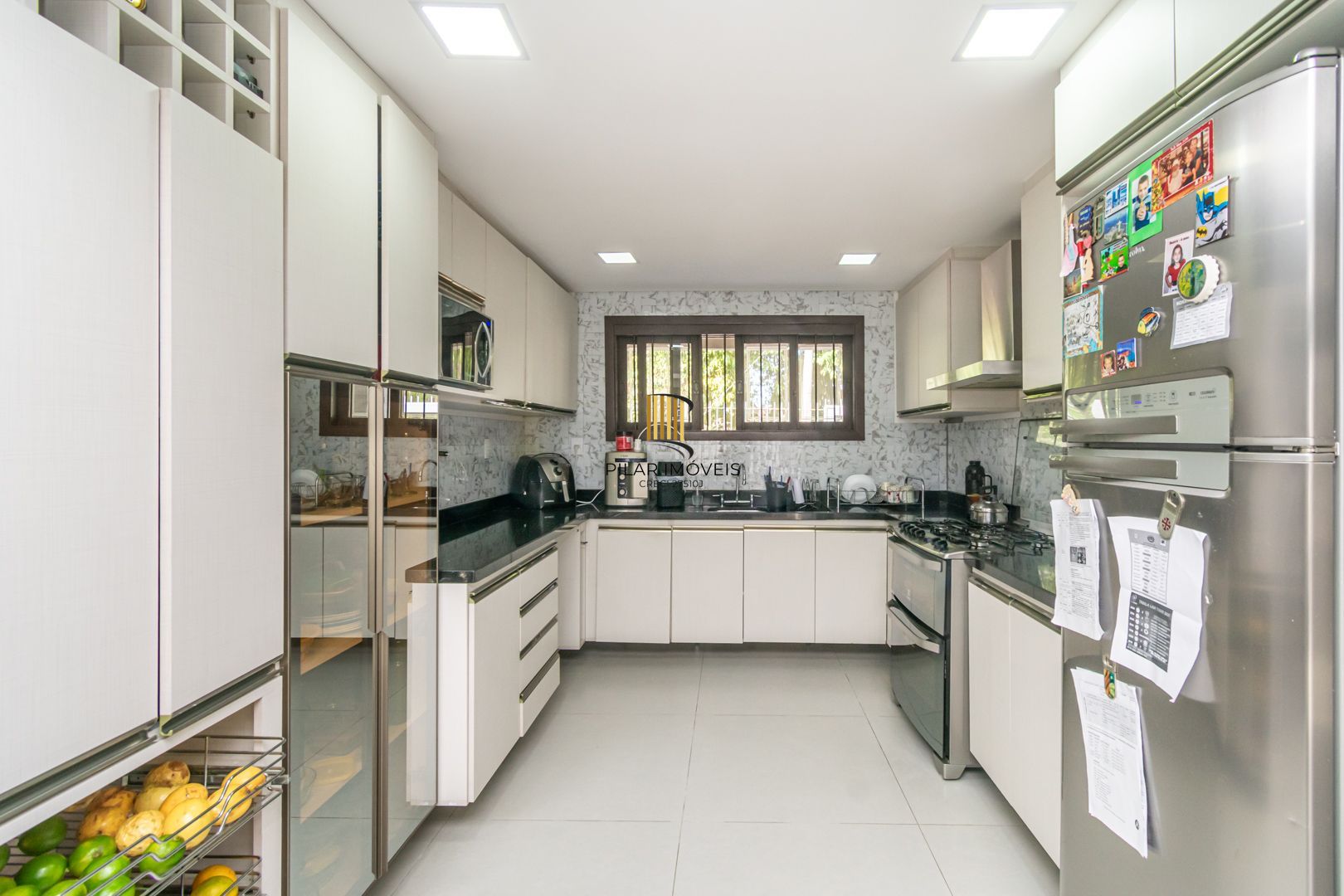Casa 03 dormit (suíte e closet) e 4 vagas, na Vila Ipiranga, em Porto Alegre, RS