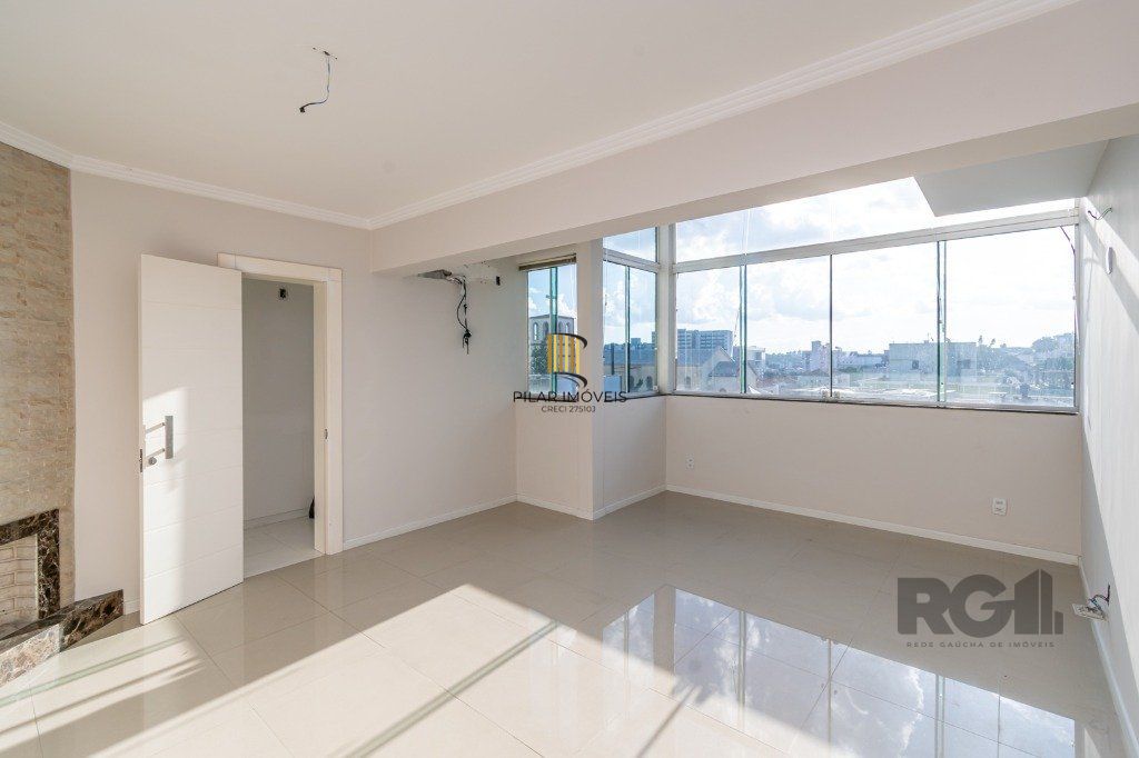 Cobertura no Cristo Redentor de 3 dormitórios e 2 vagas desocupado