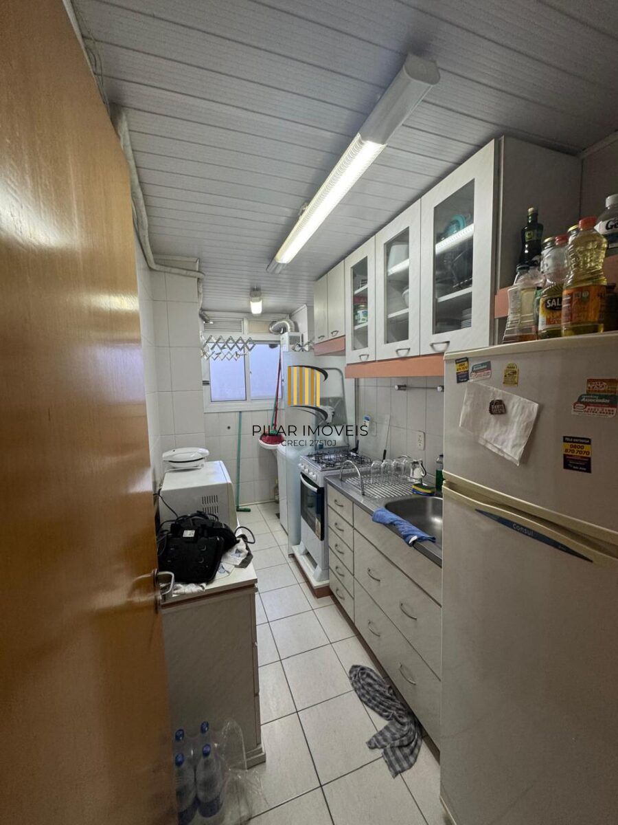 Apartamento na Cidade Baixa de 2 dormitórios e vaga