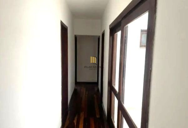 Prédio comercial no bairro Vila Jardim com 550m²