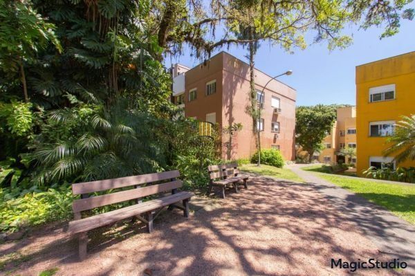 Apartamento 2 dorms, 1 vaga de garagem, à venda Rua Mura, Guarujá - Porto Alegre