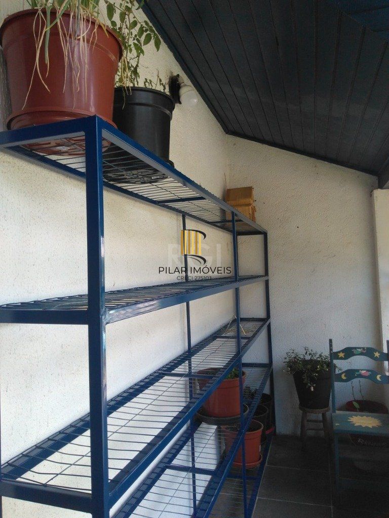 Casa 2 Dormitório(s) Bairro Centro