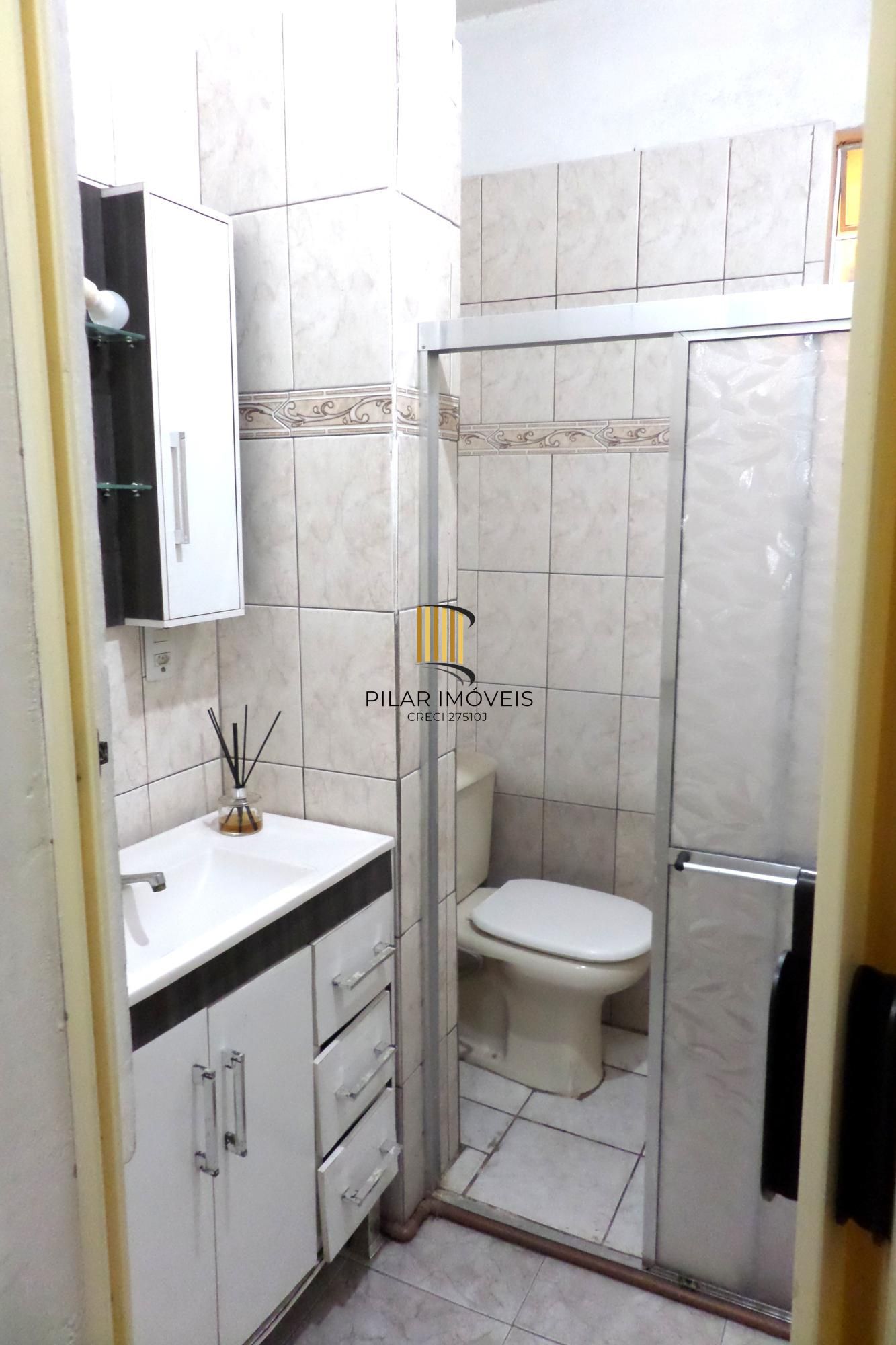 Apartamento no Centro de 1 dormitório desocupado