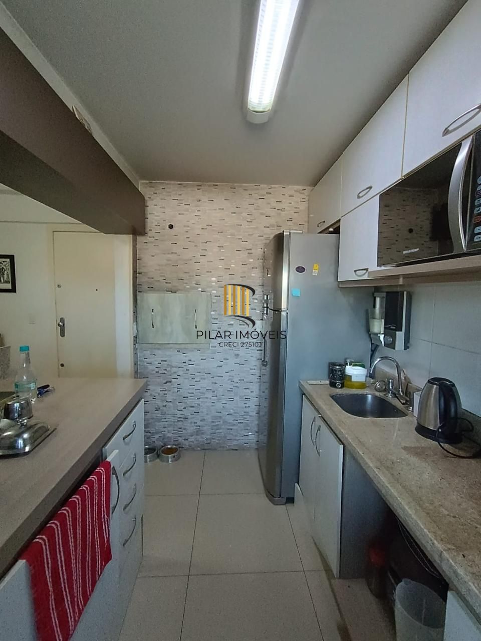 Apartamento na Cavalhada de 3 dormitórios vaga e infra
